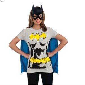 💚10 for $10💚 Bundle and save  Superhero Tee with Blue Cape